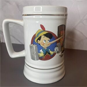 Disney Pinocchio Beer Garden Beer Stein 22 Oz White Gold Ceramic
